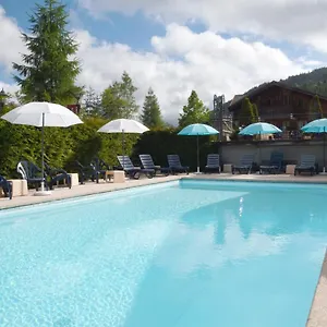 https://lochotel-alpen-sports.hotels-rhonealpes.com